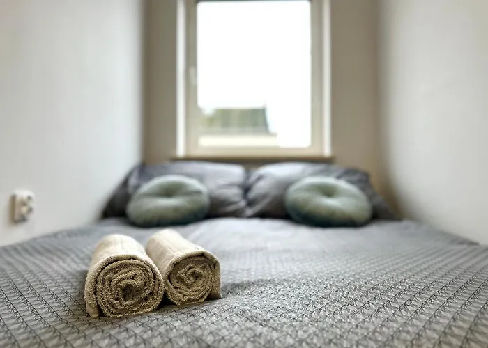 Mmrent New York * Danzig